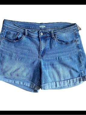 Old Navy Denim Shorts Women’s Size 8 Blue Mid Rise Cuffed Stretch Jean Shorts